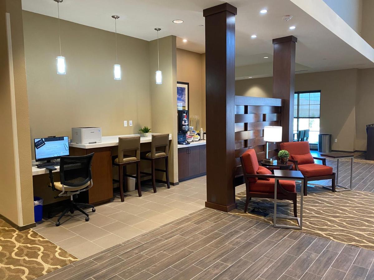 Comfort Suites Midland Eksteriør bilde