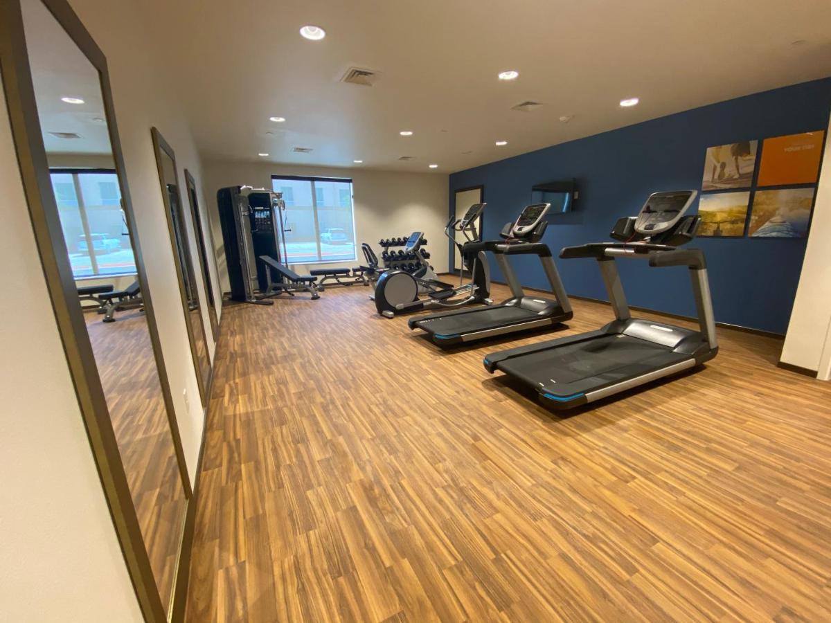 Comfort Suites Midland Eksteriør bilde