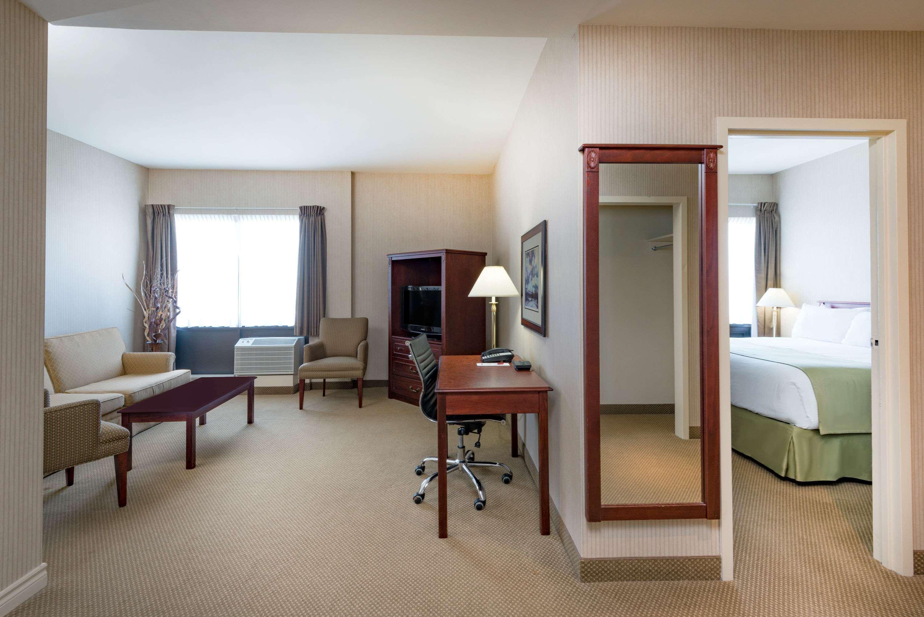 Comfort Suites Midland Eksteriør bilde