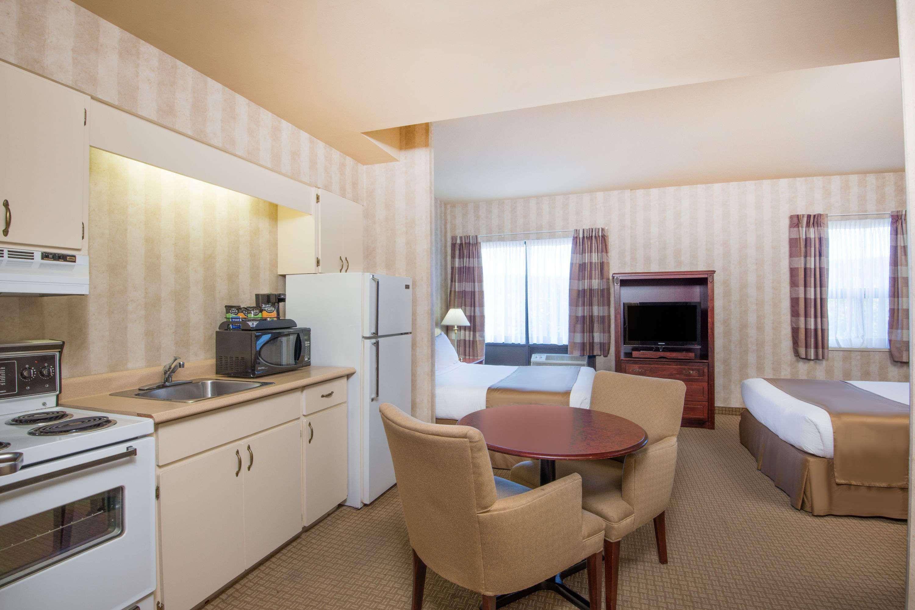 Comfort Suites Midland Eksteriør bilde